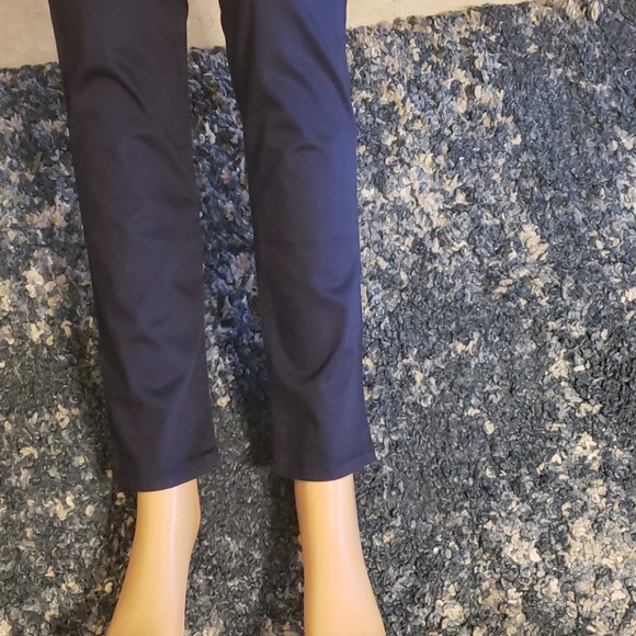 Lilly Pulitzer - Picture 7 of 9